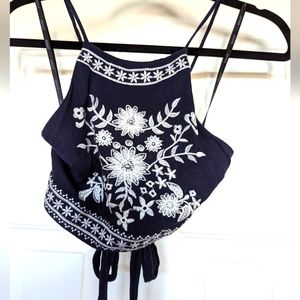 💙 Papaya Tiny Tie top, Navy Blue 💙 & White, size M, EUC